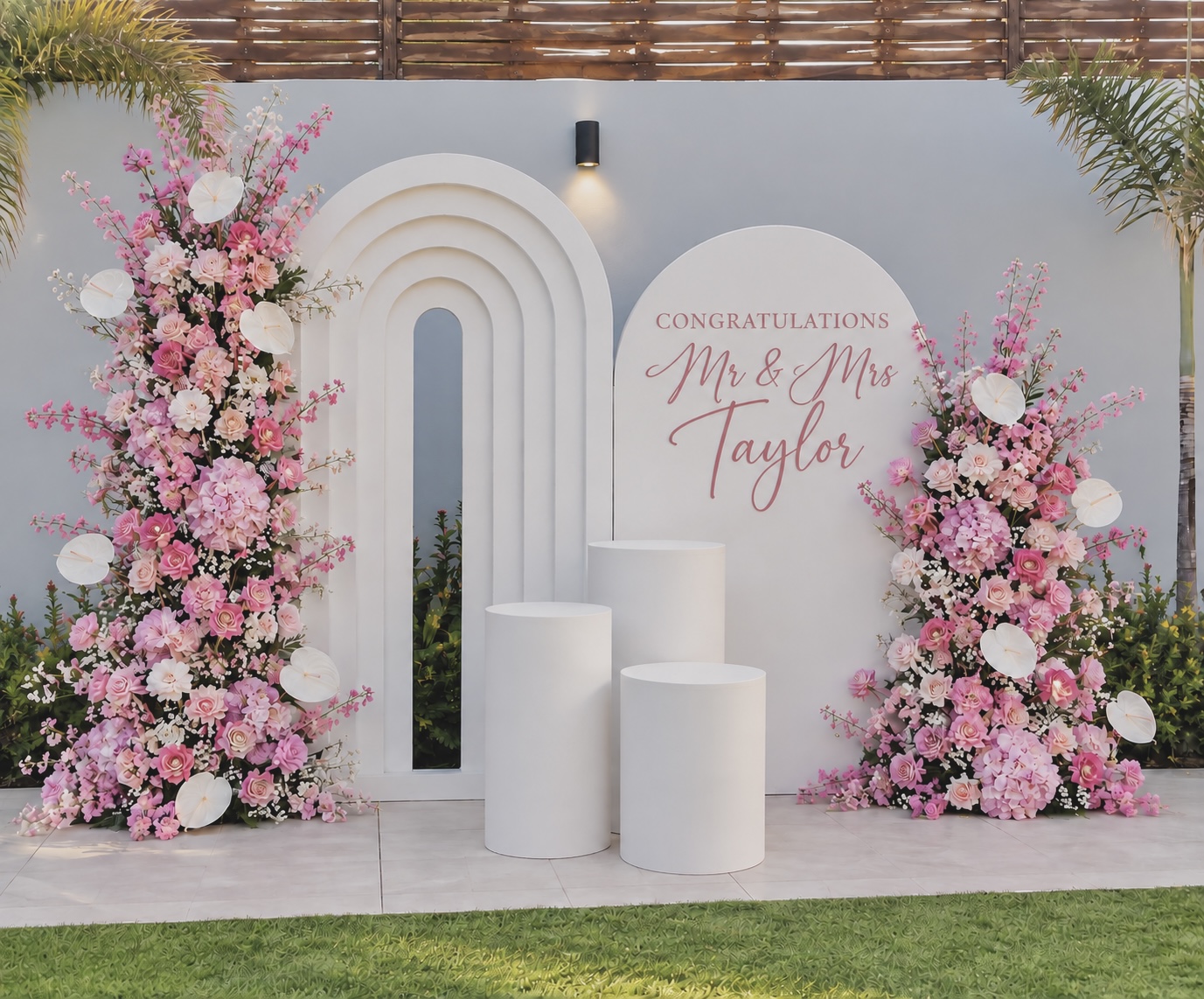 Wedding luxury backdrop styling